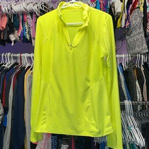 City streets Bright Yellow workout wear Lululemon style like new yoga running